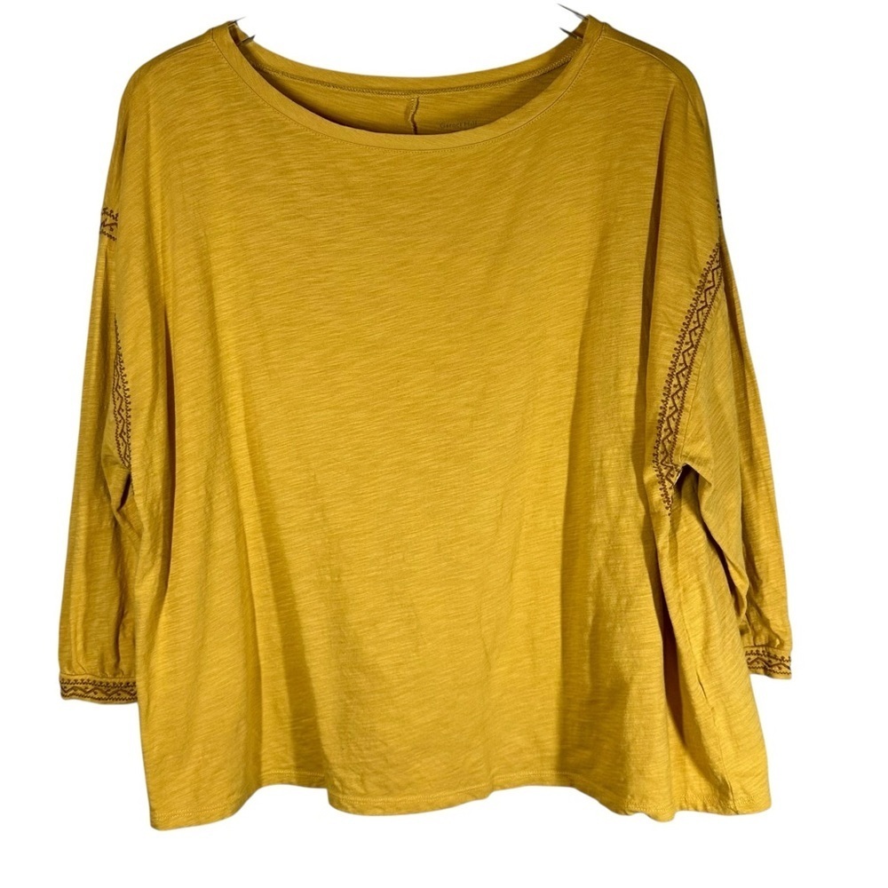 GARNET HILL Women's Medium Mustard Yellow Embroidered Top